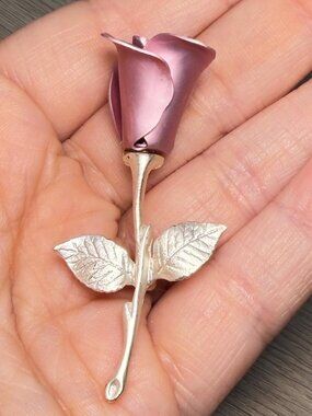 AVON Vintage Pink Rose Brooch Long Stem Flower Pin 3D Floral 2.5"